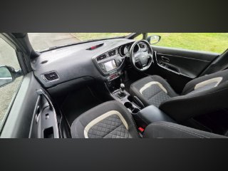 /photos/12815/3f18f554-ec76-40dc-98e5-f771c07e9e1b_i320x240.jpg
